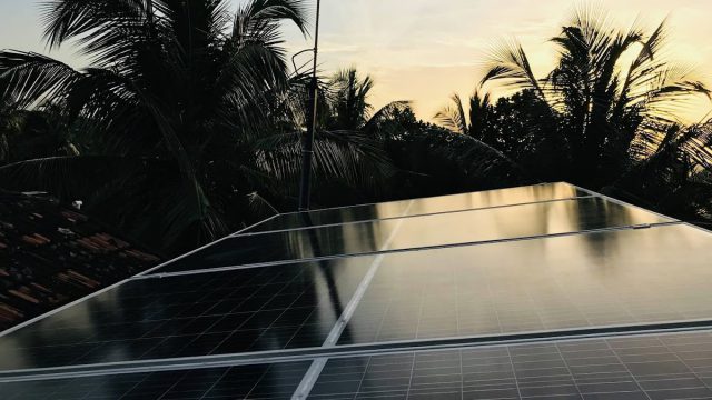 IZONE SOLAR INT