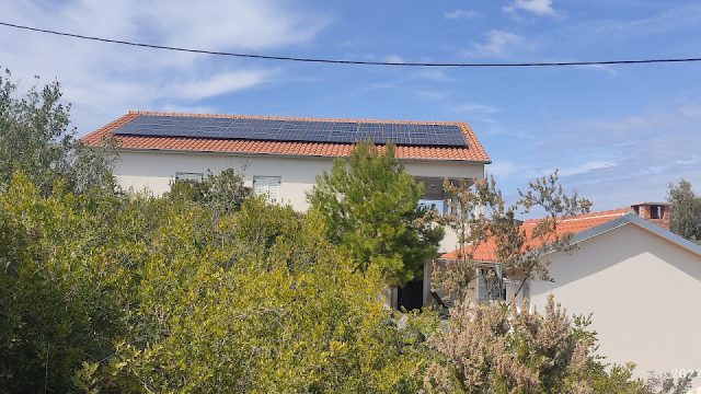 SOLAR J.P.