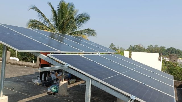 SOLAR MAXXN