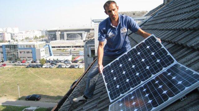 Solarni Paneli