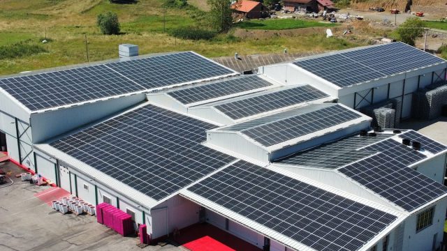 Suncica Solar- Solarni Paneli i Solarni Sistemi