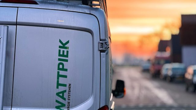 Wattpiek | Batterijen, Zonnepanelen, Laadpalen